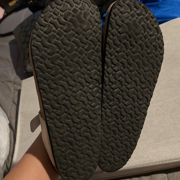 Comforfube sandals in white size 40 women’s excellent used condition - Picture 2 of 8